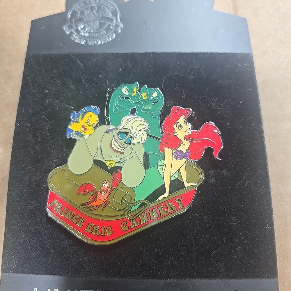 Disney The Little Mermaid Fantasy Pin "Prince Eric Cannery" Limited Edition